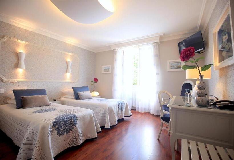 Отель De La Pagézie