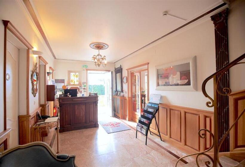 Отель De La Pagézie