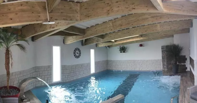 酒店 Hôtel Calme Des Pins & Spa