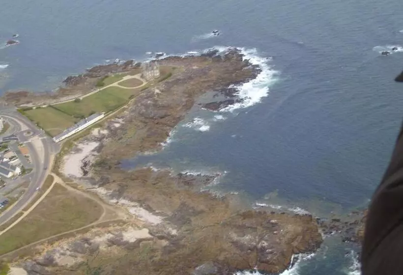 호텔 Hôtel Du Petit Matelot