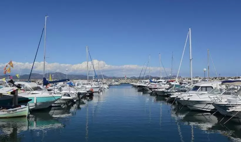 هتل La Petite Auberge