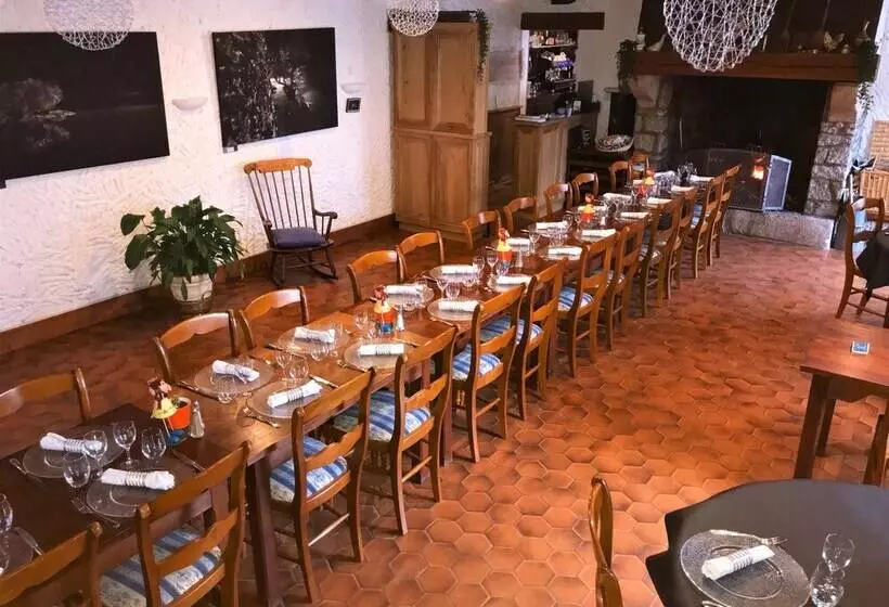 Отель La Vieille Auberge Du Lac