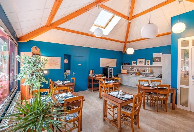 호텔 La Vieille Auberge Du Lac