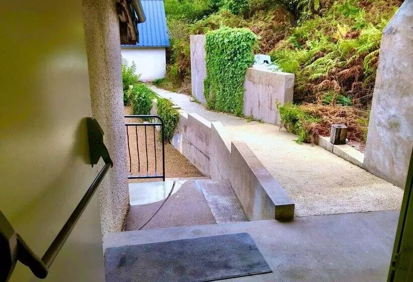 Отель La Vieille Auberge Du Lac