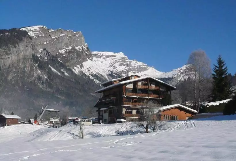 Отель Le Petit Tétras