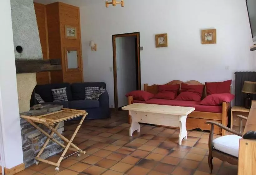 Отель Le Petit Tétras