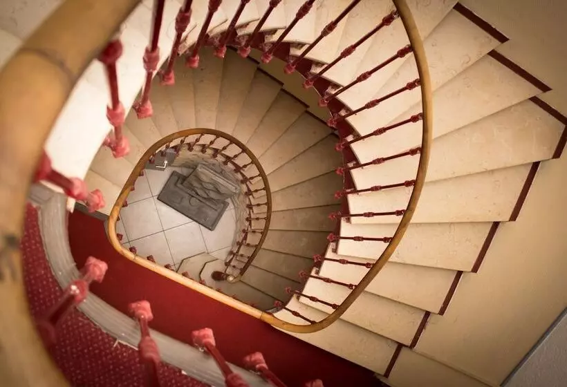 Отель Le Terminus