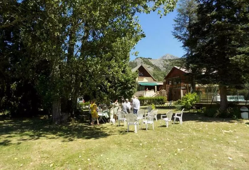 فندق Le Vieux Tilleul