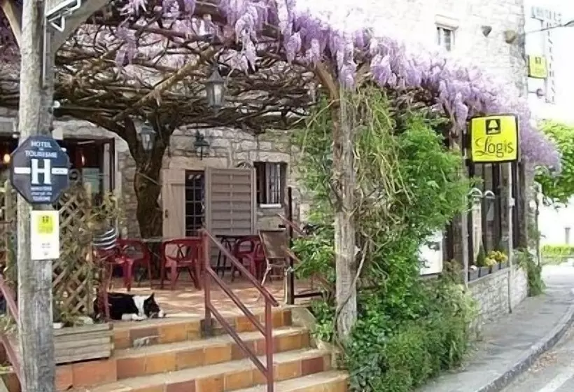 Logis Hotels Auberge De La Tour Hôtel Et Restaurant