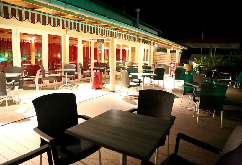 Отель Relais Vosgien Hôtel Restaurant La Table De Sophia