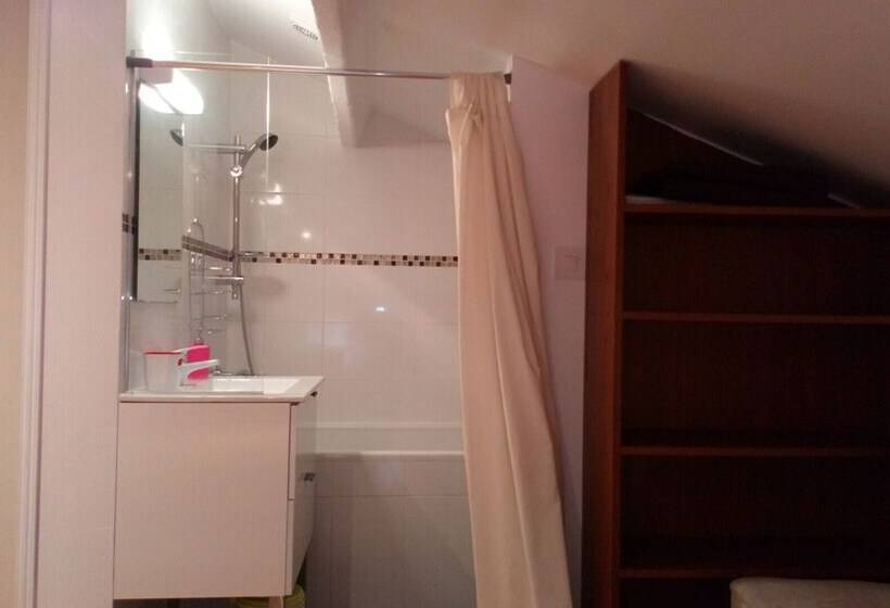 Crew Lighthouse   Hostel