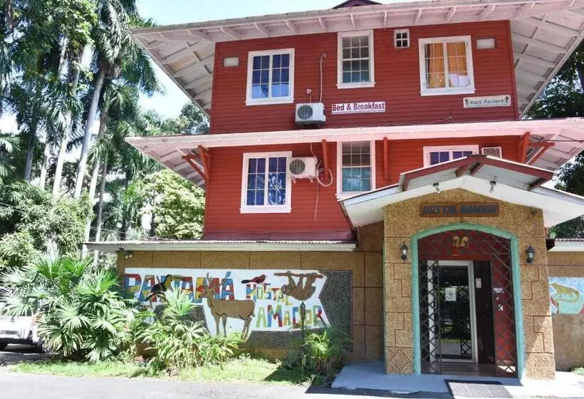 هاستل Hostal Amador Familiar