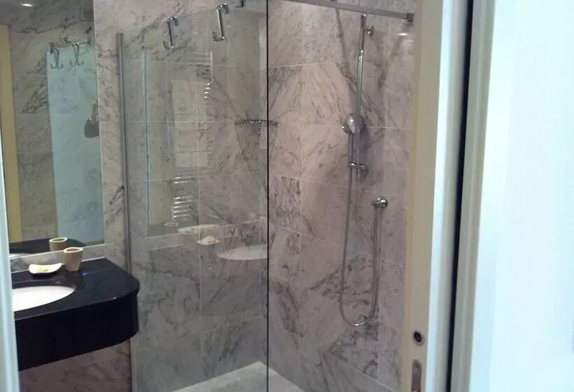 簡易ホテル Novessentia