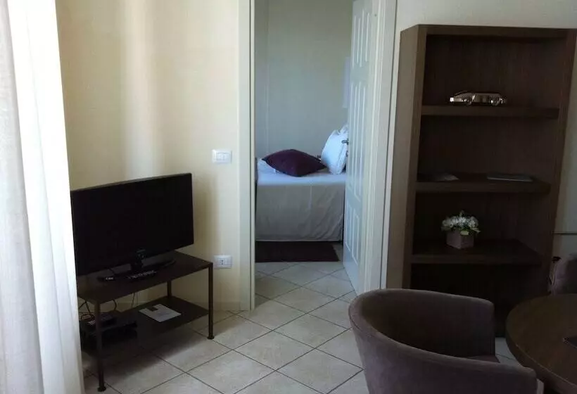 簡易ホテル Novessentia