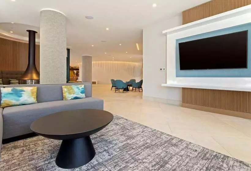 ホテル Hilton Garden Inn Boston Brookline, Ma