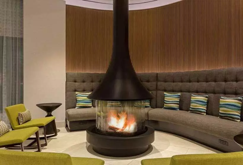 ホテル Hilton Garden Inn Boston Brookline, Ma