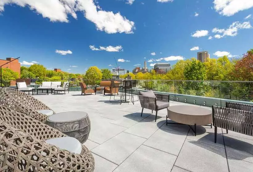 ホテル Hilton Garden Inn Boston Brookline, Ma