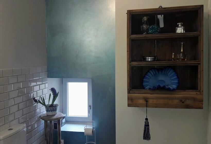 پانسیون L Indigote