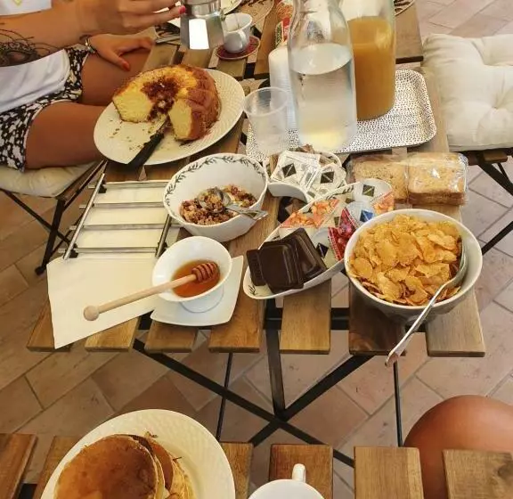 تختخواب و صبحانه Casaletto La Volpara