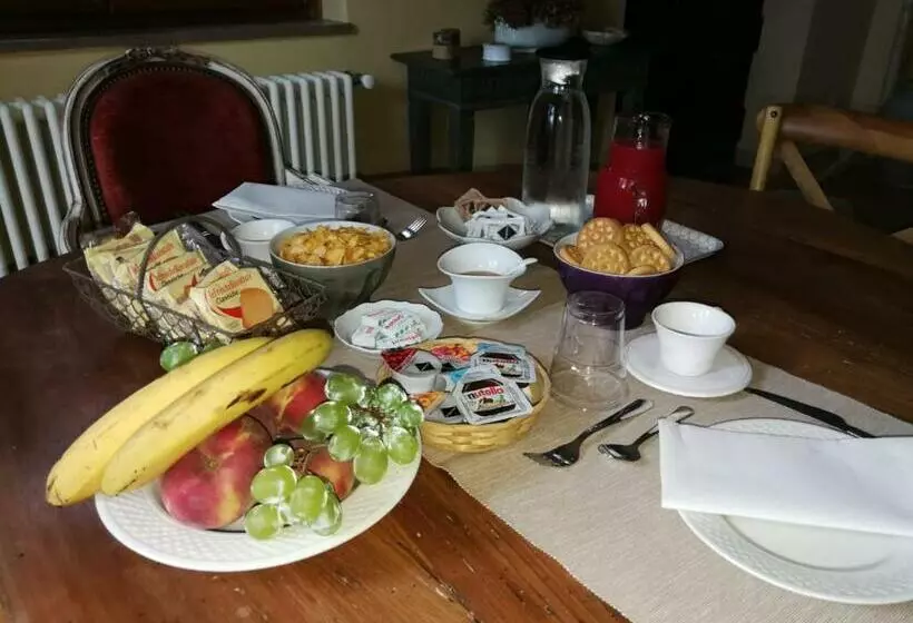 تختخواب و صبحانه Casaletto La Volpara