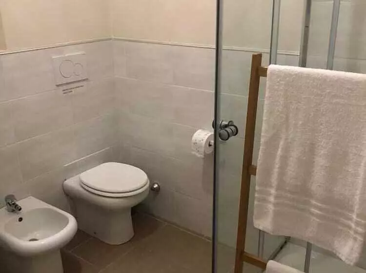 تختخواب و صبحانه River View