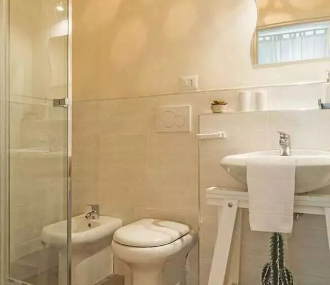 تختخواب و صبحانه River View