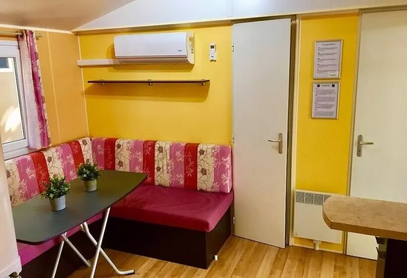 هتل Greenchalets Ameglia   Campsite