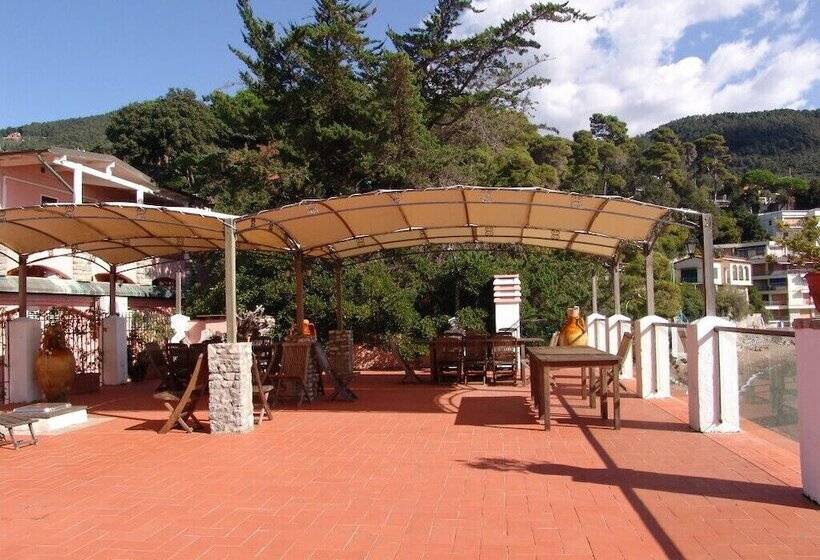 בית מלון כפרי Locanda Il Senatore