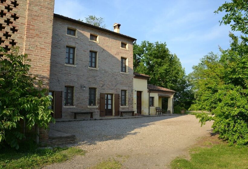 교외 호텔 Agriturismo La Rovere