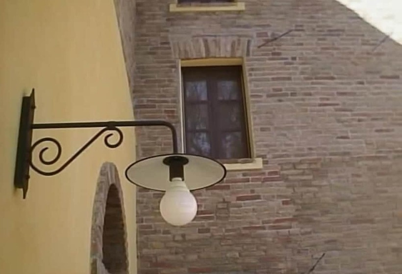 교외 호텔 Agriturismo La Rovere