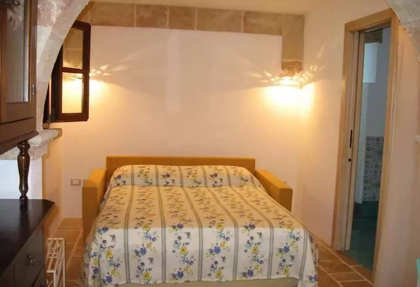 Mirto Sotto   Casa In Pietra Sul Mare