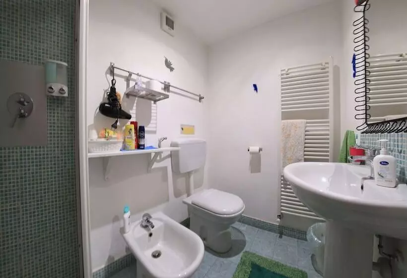 پانسیون A46 Foresteria Lombarda