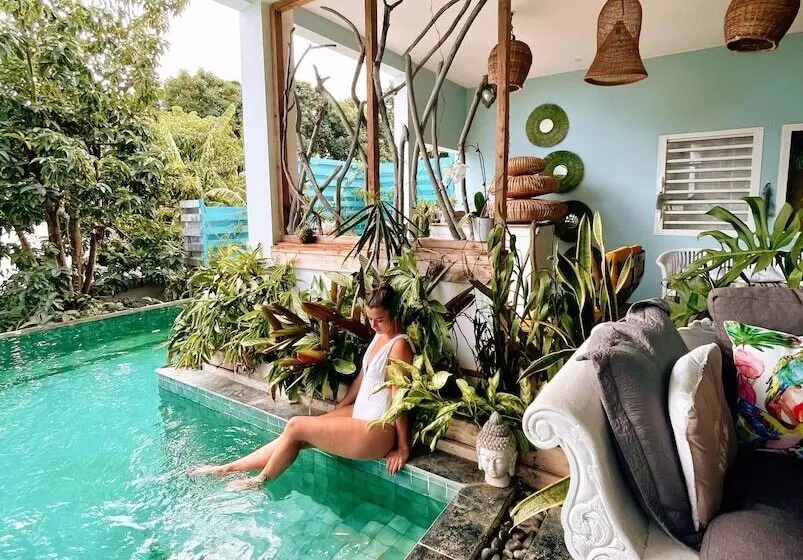 پانسیون Le Jardin De Ravintsara   Adults Only