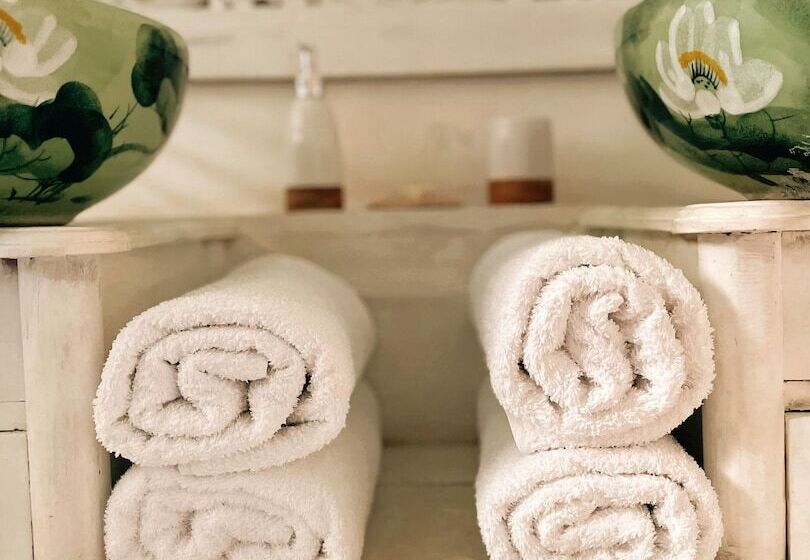 پانسیون Le Jardin De Ravintsara   Adults Only