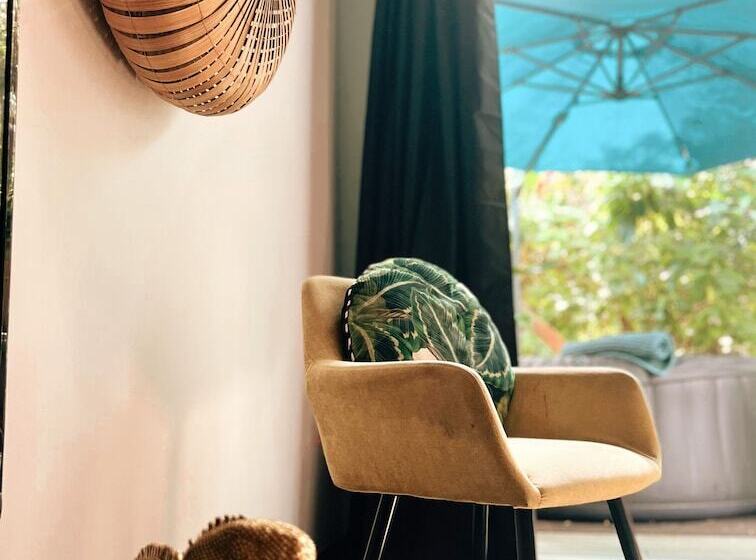 پانسیون Le Jardin De Ravintsara   Adults Only