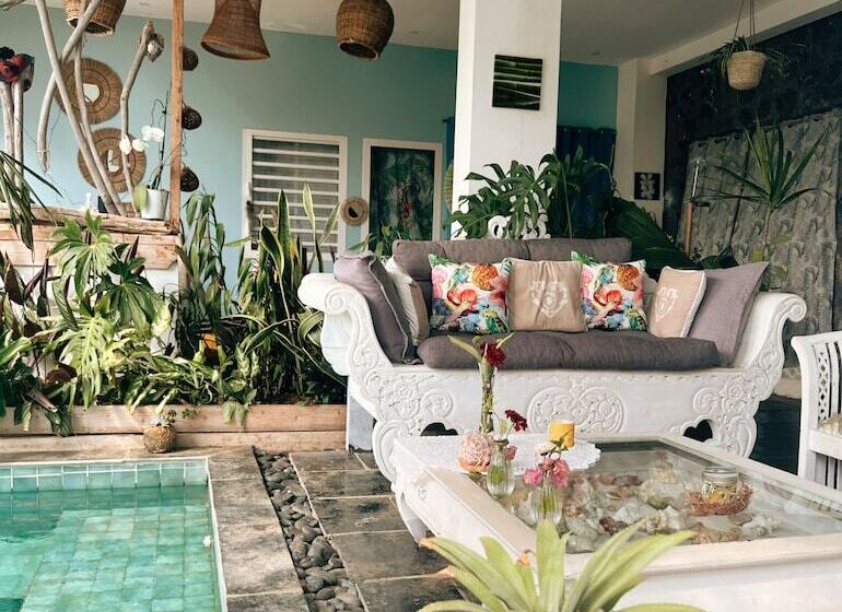 پانسیون Le Jardin De Ravintsara   Adults Only