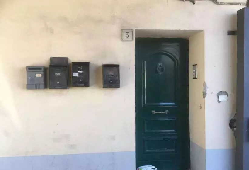 تختخواب و صبحانه Da Linda