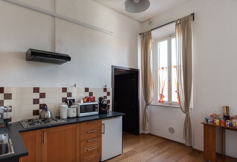 تختخواب و صبحانه Da Linda