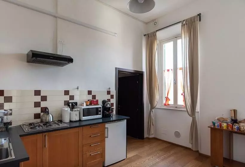 تختخواب و صبحانه Da Linda