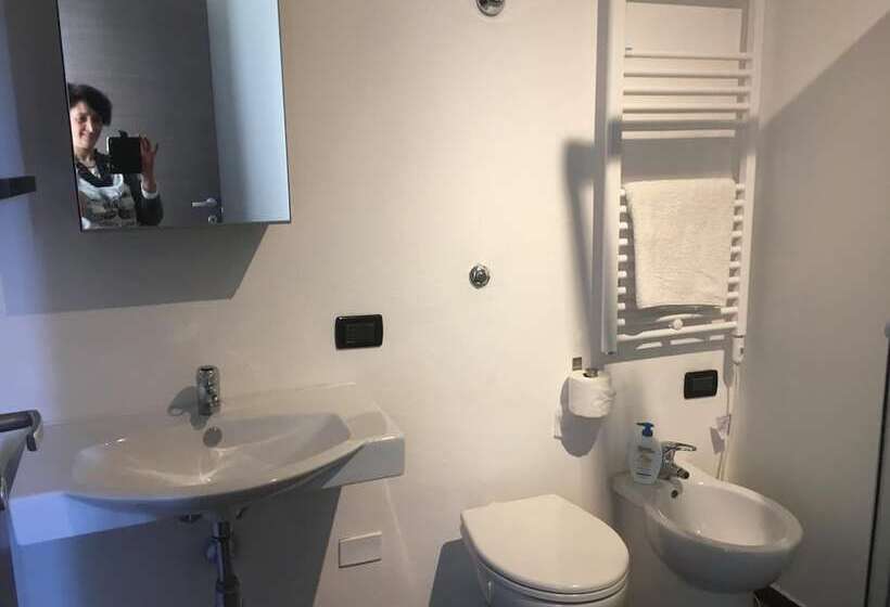 تختخواب و صبحانه Da Linda