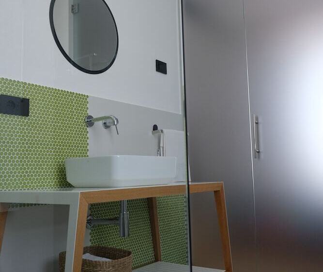 تختخواب و صبحانه Invento Bnb Unconventional Maison