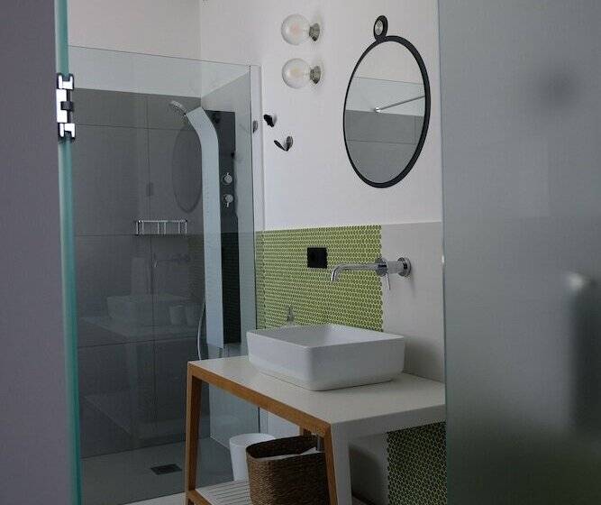 تختخواب و صبحانه Invento Bnb Unconventional Maison