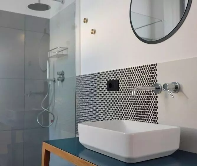 ベッドアンドブレックファースト Invento Bnb Unconventional Maison