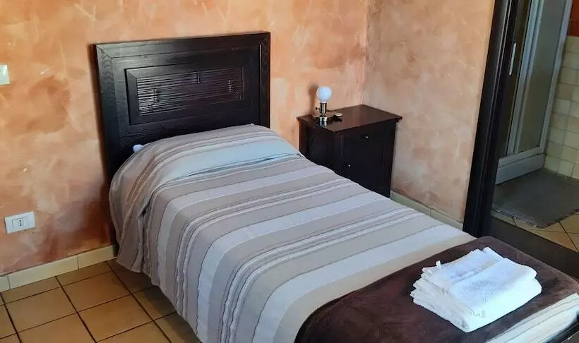 ベッドアンドブレックファースト Le Antiche Colonne