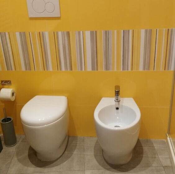 تختخواب و صبحانه Palazzo Verdi Holiday Viterbo