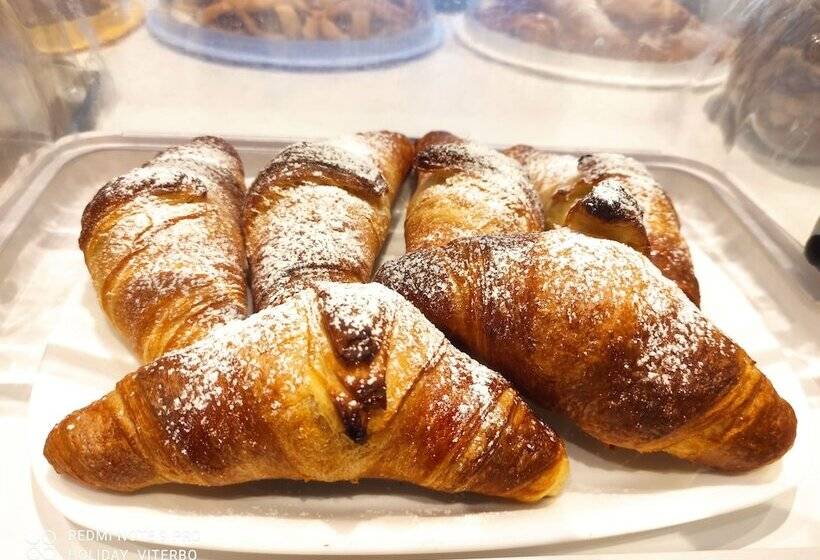 تختخواب و صبحانه Palazzo Verdi Holiday Viterbo