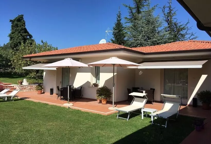 Aamiaismajoitus (B&B) Villa Josephine