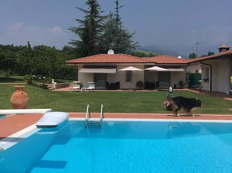 Aamiaismajoitus (B&B) Villa Josephine