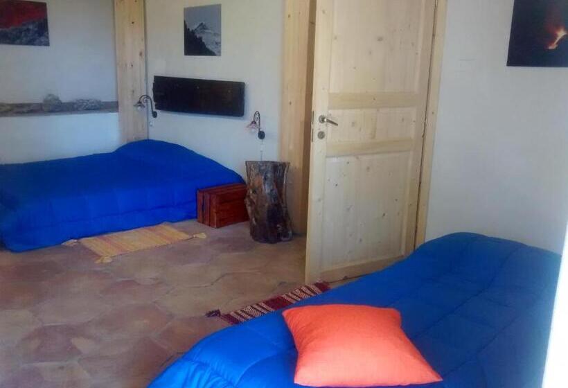 هتل روستایی Agriturismo La Caraffara Sull  Etna