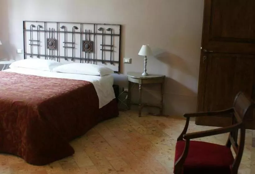 田舎風ホテル La Finestra Sul Po  Agriturismo